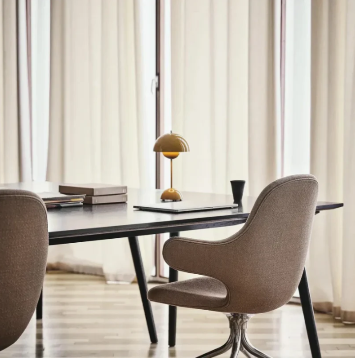 Modern Touch Table Lamp – Scandinavian-Inspired Design