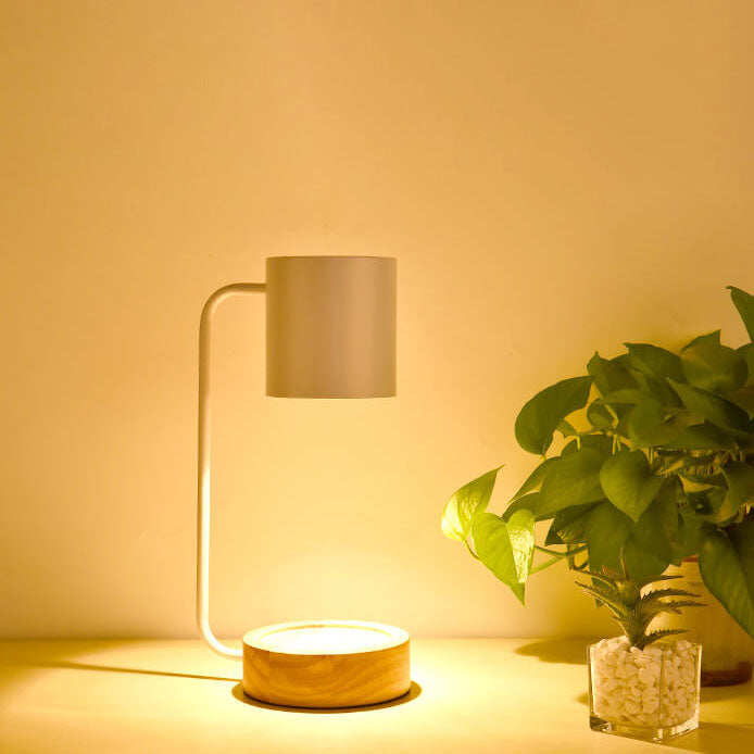 Minimalist Japanese Table Lamp – Elegant Wood & Metal Design