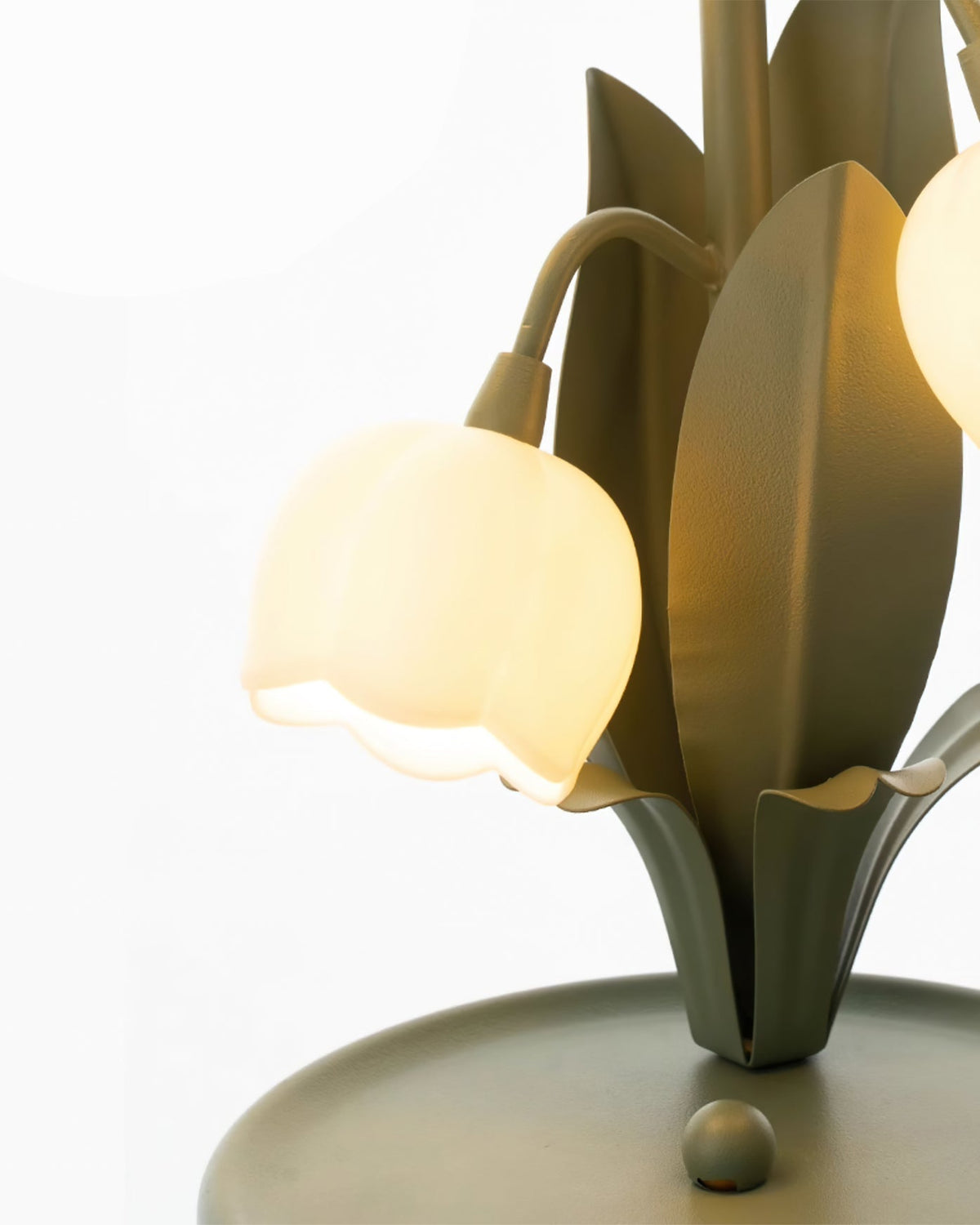Bell Orchid Table Lamp | Elegant Floral Accent Light for Indoor Spaces
