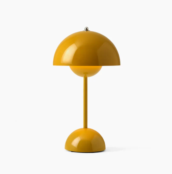 Modern Touch Table Lamp – Scandinavian-Inspired Design