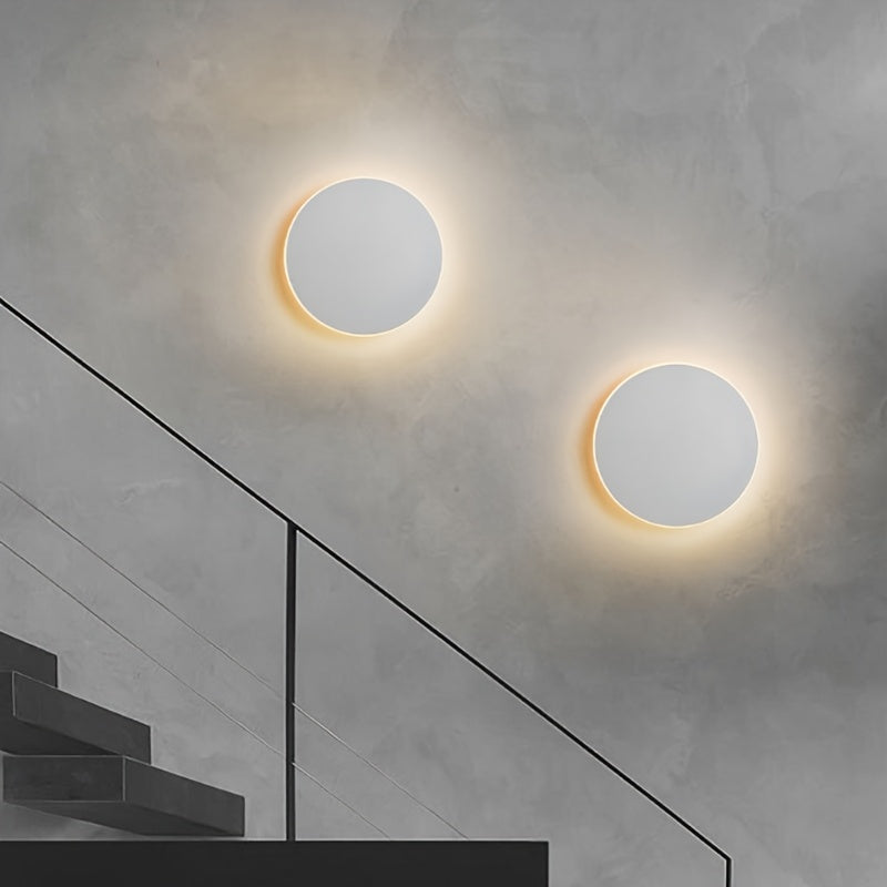 Minimalist Round LED Wall Light – Modern Nordic Style and Elegant Illumination